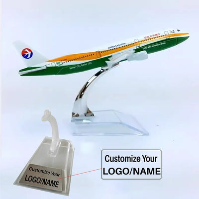 Side view of China Eastern Airlines Expo 2 Airbus A321-200 Airplane Model (16CM) aviation 16-18cm scale model aircraft in die.