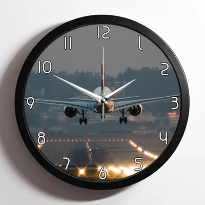 Magnificant Landing aviation design on premium wood and metal wall clock.