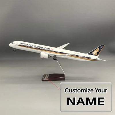 Side view of Singapore Airlines Boeing 787 Airplane Model (1/145 Scale 47cm) aviation LED model airplane in diecast metal wit.