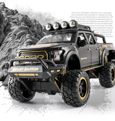 1:24 Alloy Off-road Pickup Truck Model