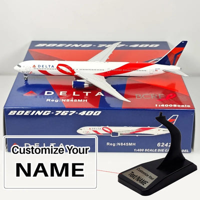Side view of Delta Airlines (Delta Air Lines) Boeing 767-400 N845MH Airplane Model (1:400 Scale) aviation 20-30cm scale model.