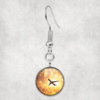 Side view of Plane Passing By aviation earrings in hypoallergenic alloy, polished finish.