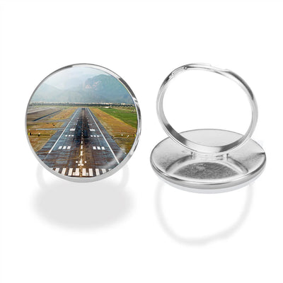 Amazing Mountain View & Runway aviation ring in stainless steel.