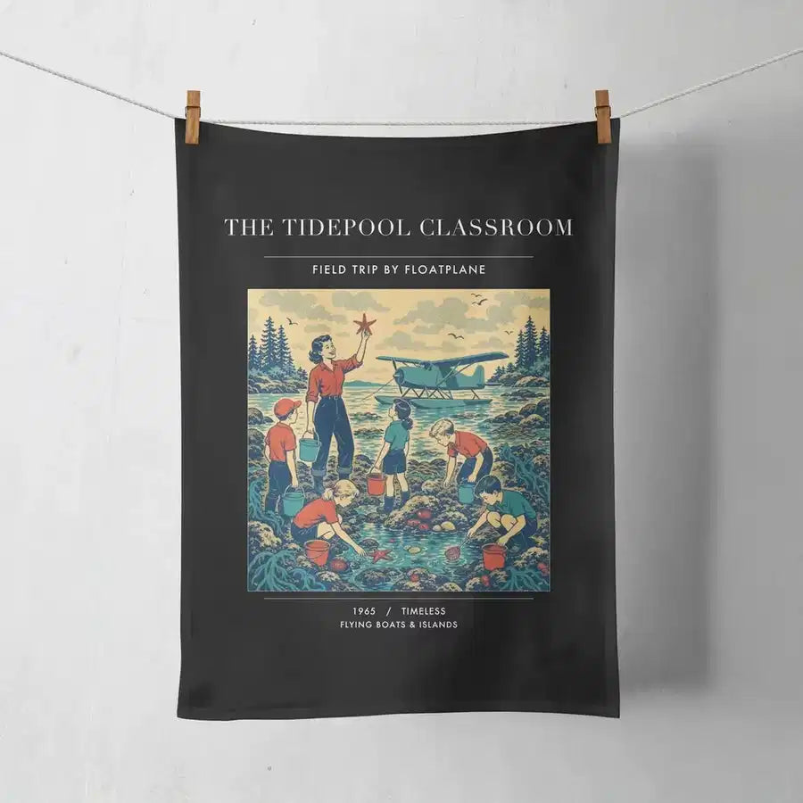 VINTAGE G4366 - The Tidepool Classroom - Designed Towels design on black