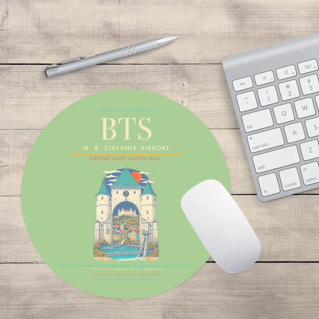 M. R. Stefanik Airport BTS Mouse-Pad Round - Light Green