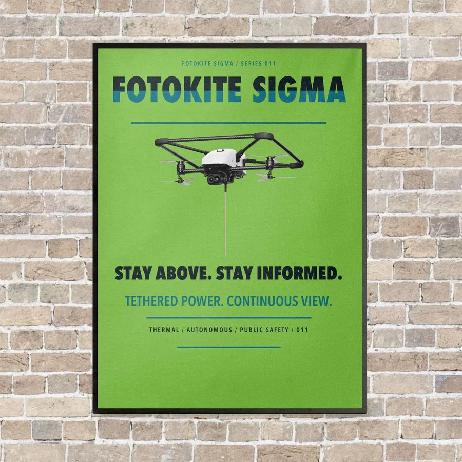 Fotokite Sigma vertical canvas print - framed - light green background