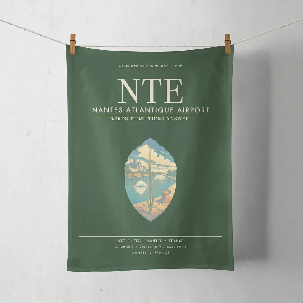 Nantes Atlantique Airport NTE - Dark Green