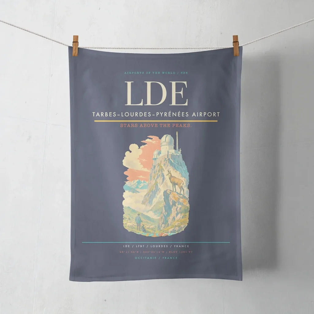 Tarbes–Lourdes–Pyrénées Airport (LDE) design on navy blue towel