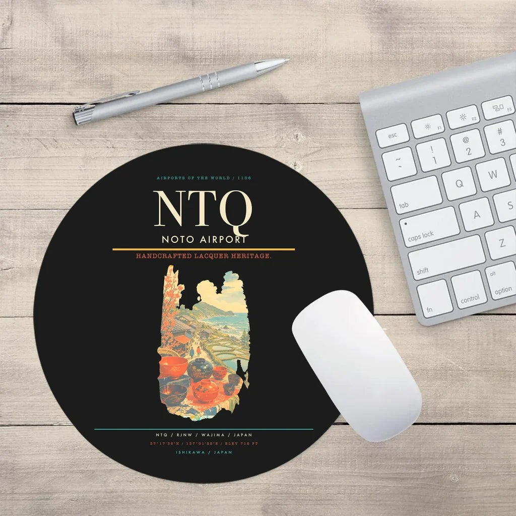Noto Airport (NTQ) design on black round mouse pad