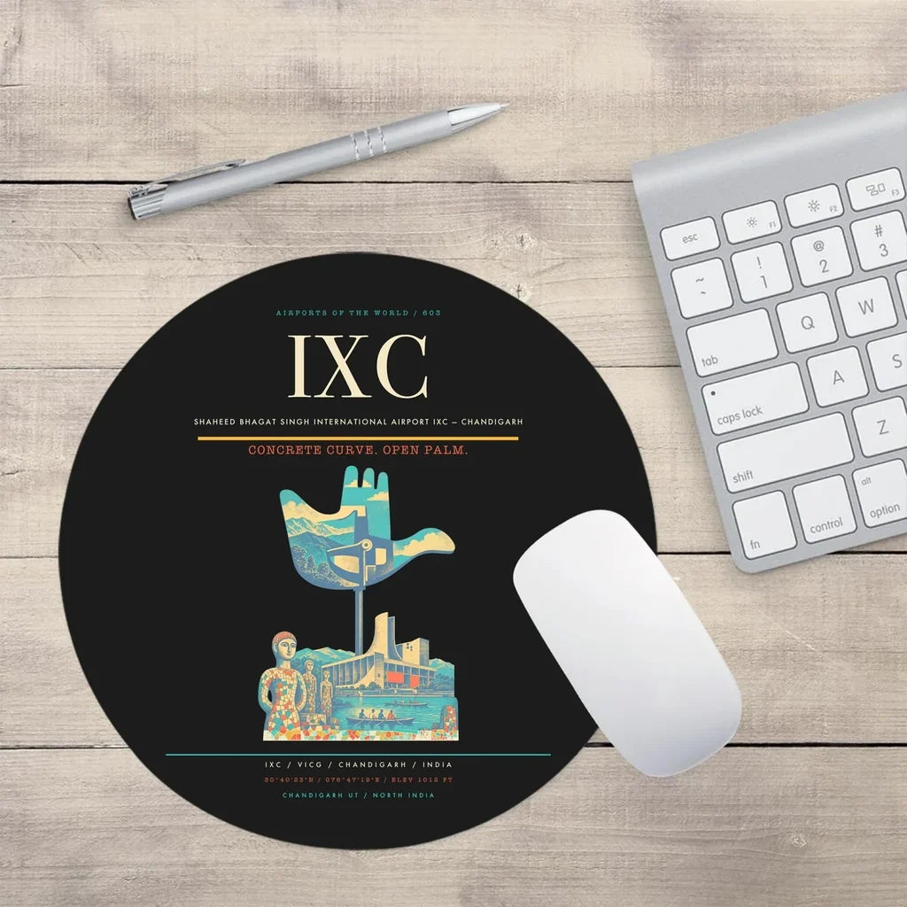 Shaheed Bhagat Singh International Airport (IXC) design on black round mouse pad