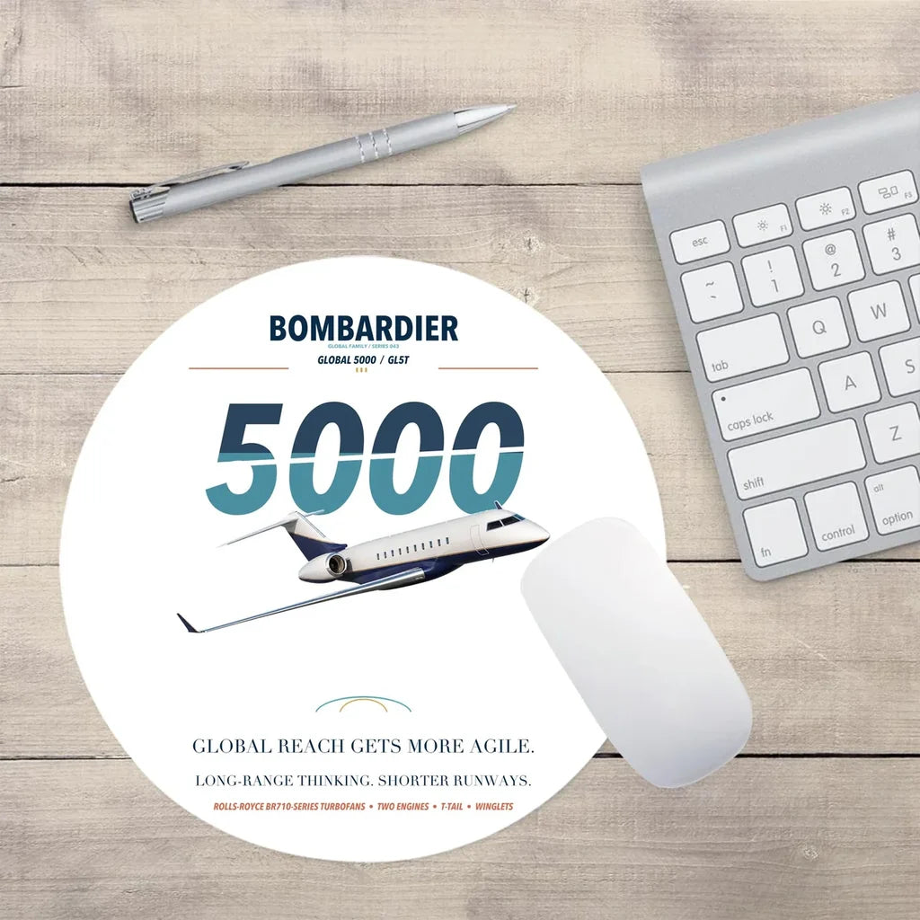 Bombardier Global 5000 design on white round mouse pad
