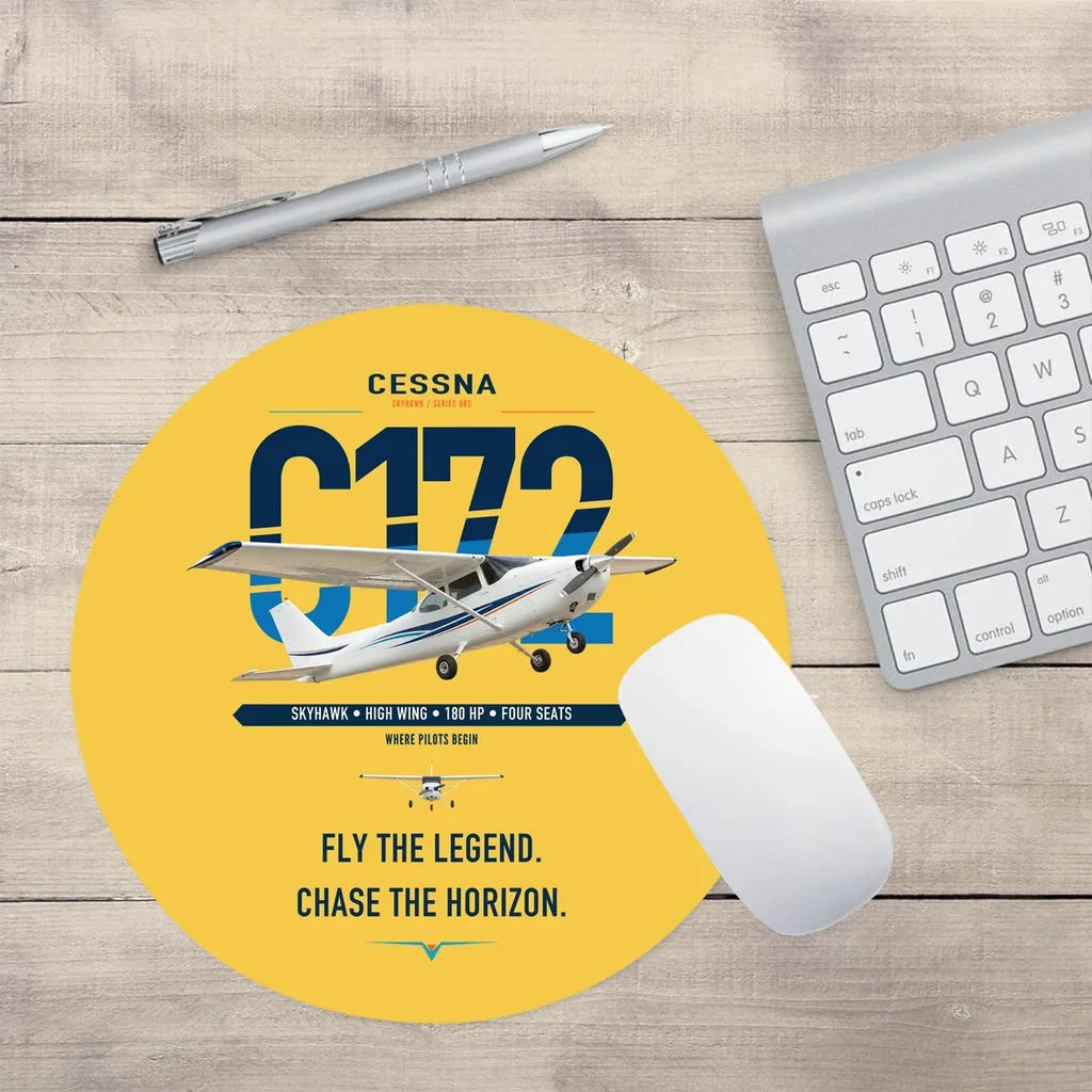 Cessna 172 Skyhawk design on yellow round mouse pad