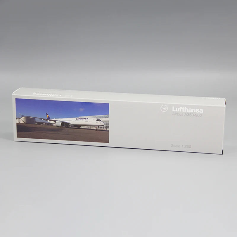 Customisable Airbus A350 Model Airplane - view 2