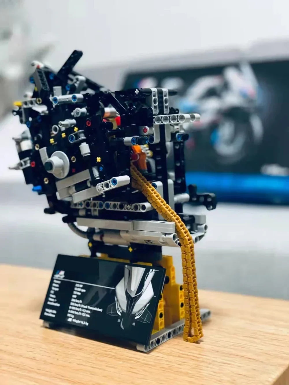 1920Pcs BMW M1000RR For Building Model - view 2