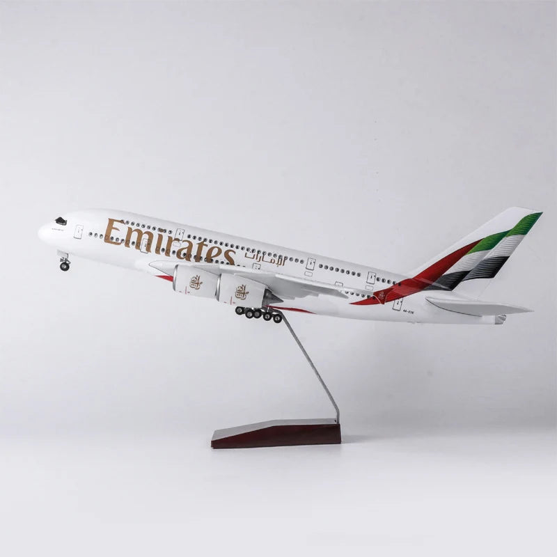 Emirates Airbus A380 Airplane Model (1/160 Scale) – Aviation Shop