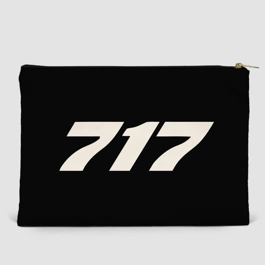 Boeing 717 Zipper Pouch - view 2