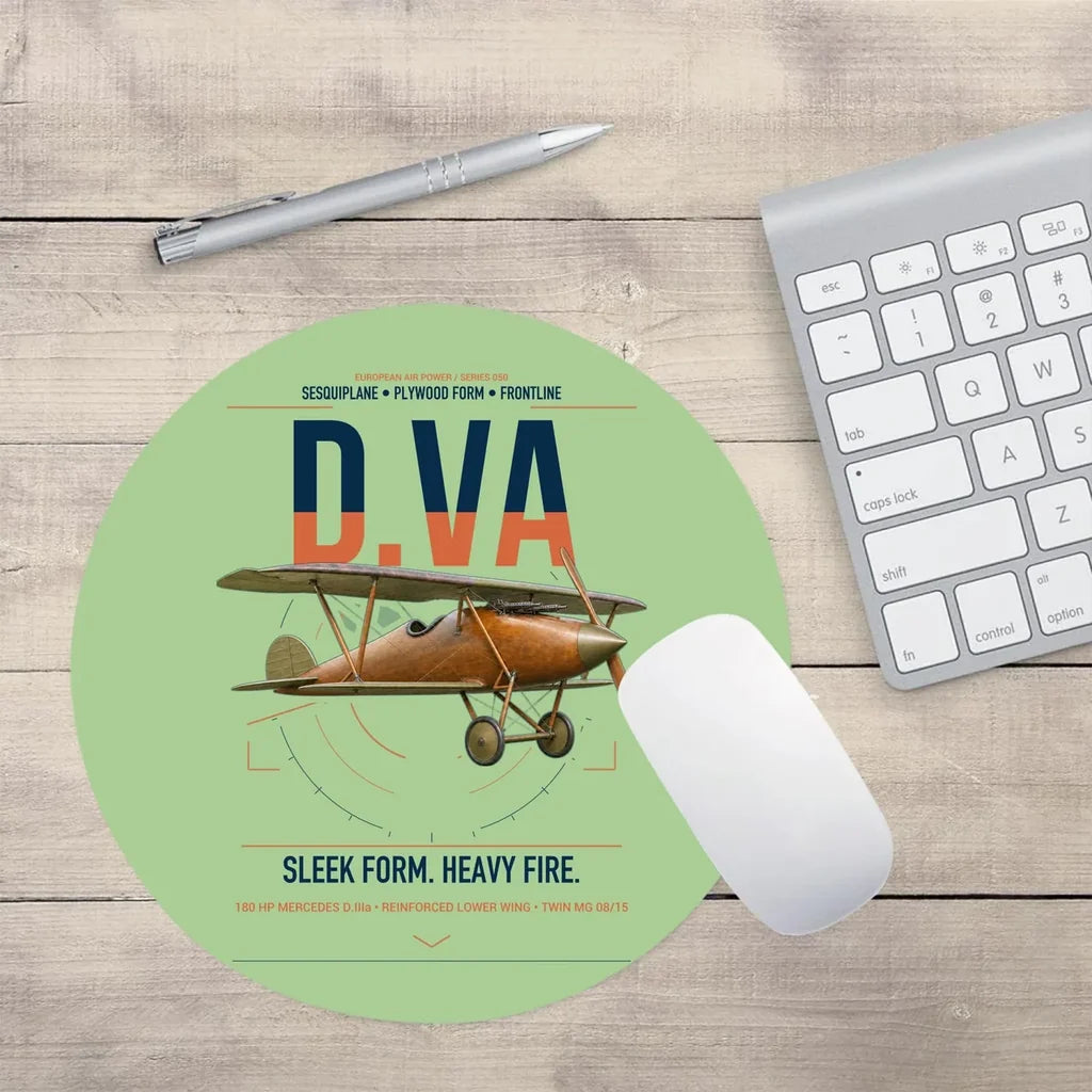 Albatros D.Va design on light green round mouse pad