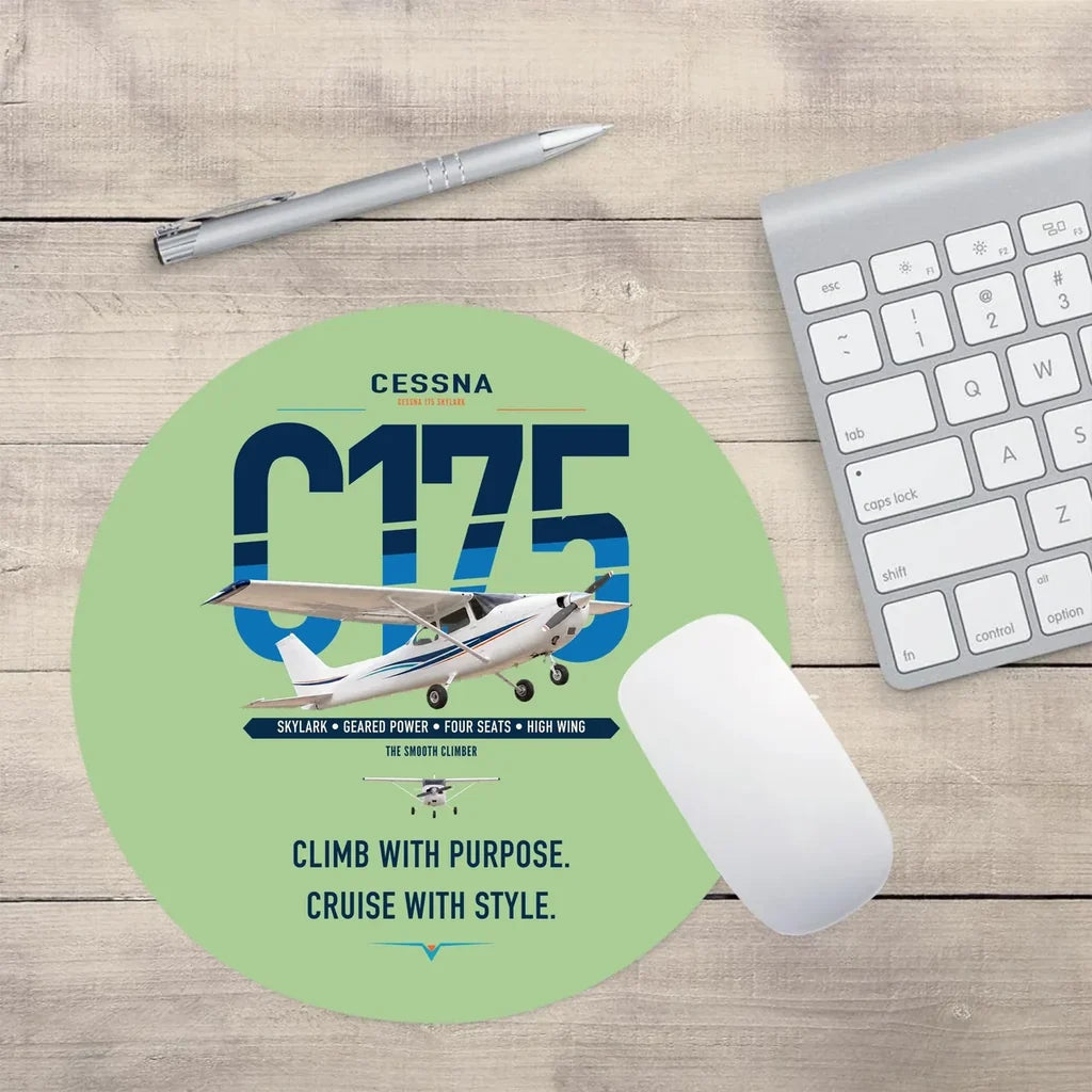 Cessna 175 Skylark design on light green round mouse pad