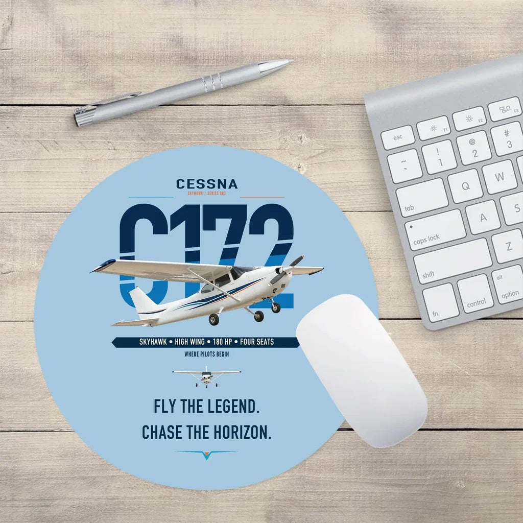 Cessna 172 Skyhawk design on light blue round mouse pad