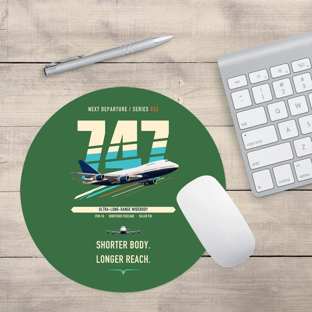 Boeing 747SP design on green round mouse pad