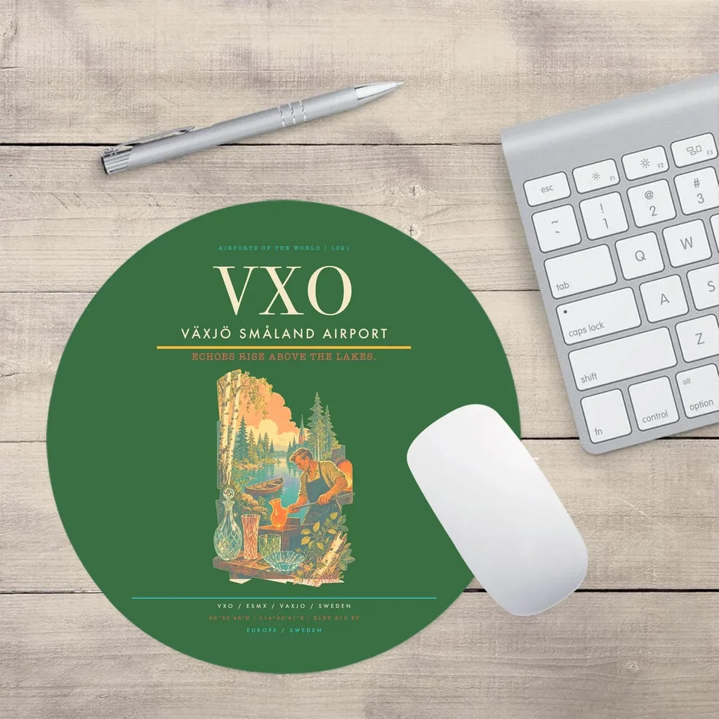 Växjö Småland Airport (VXO) design on green round mouse pad