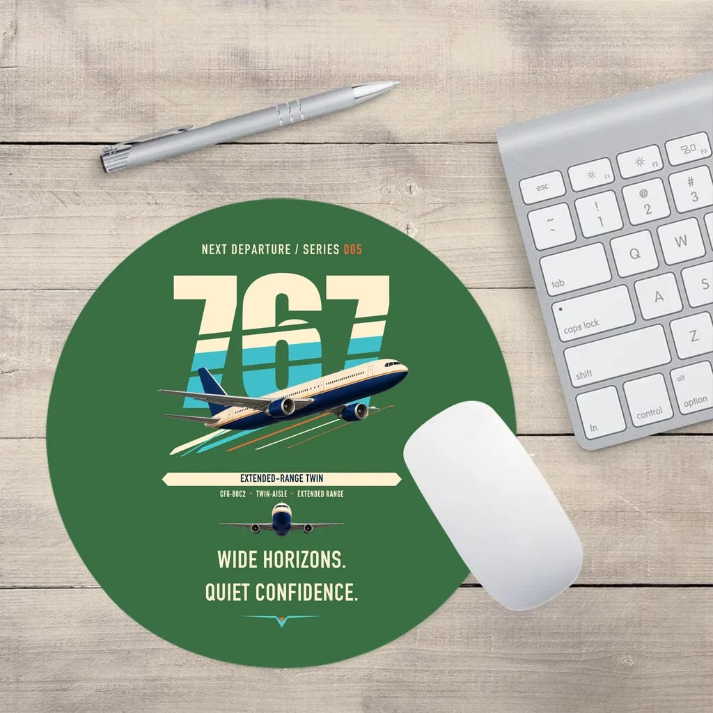 Boeing 767-300ER design on green round mouse pad