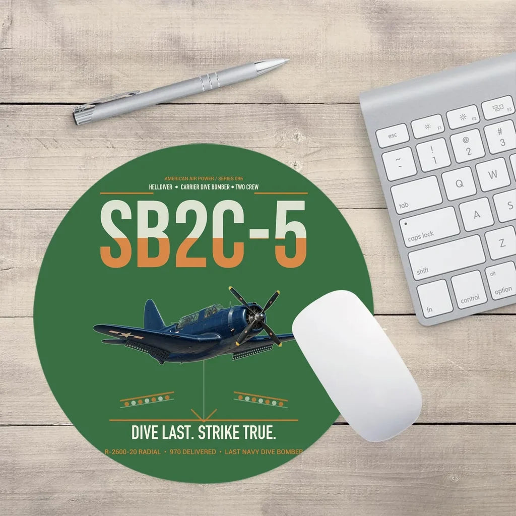SB2C-5 Helldiver design on green round mouse pad