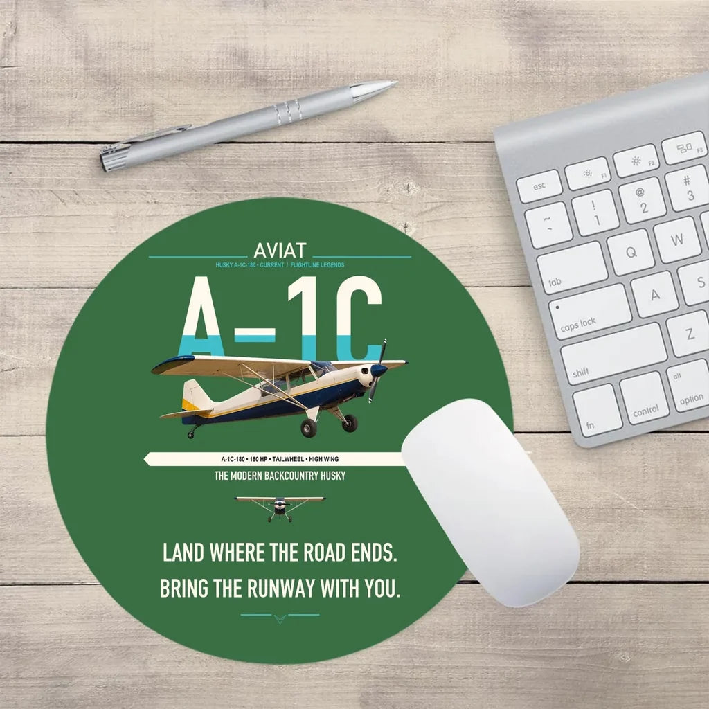 Aviat Husky A-1C-180 design on green round mouse pad