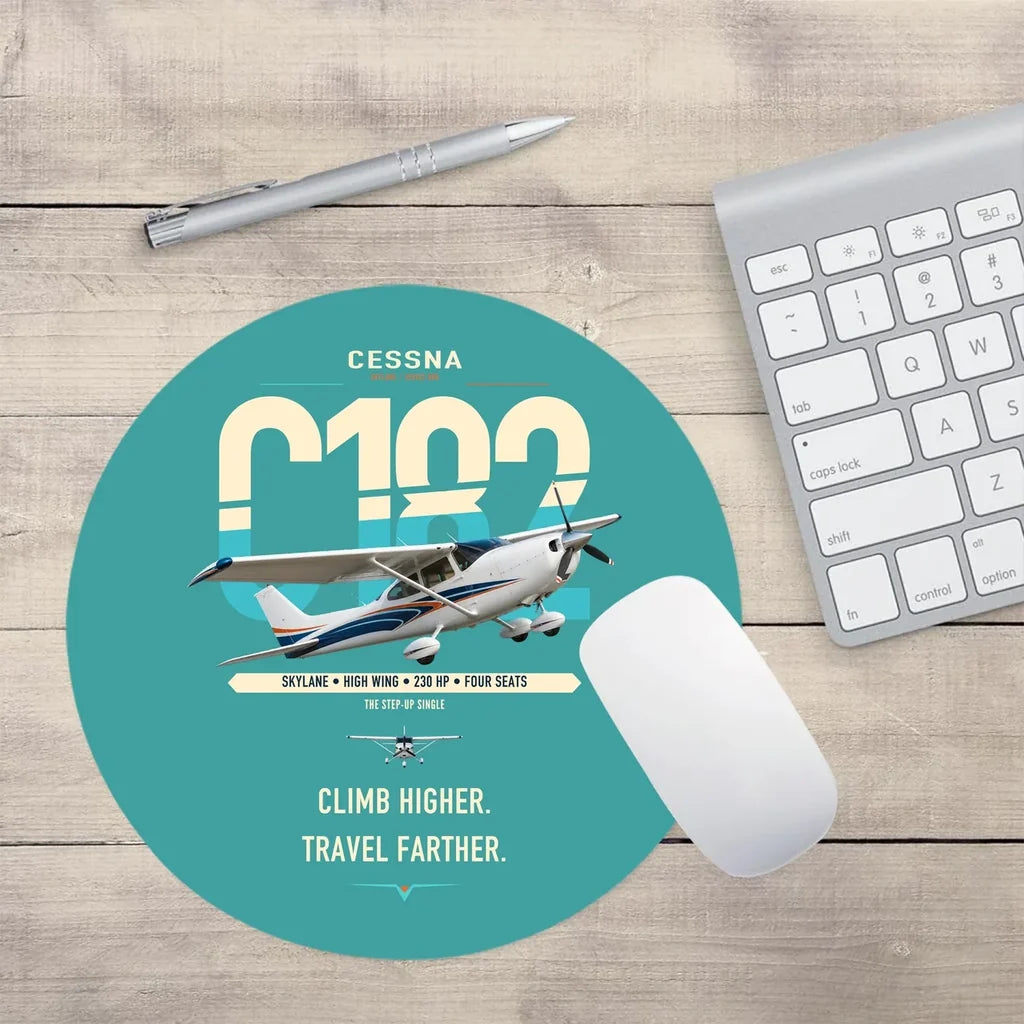 Cessna 182 Skylane design on turquoise round mouse pad