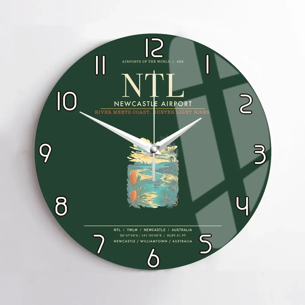 Newcastle Airport NTL Wall-Clock No-Frame - Dark Green