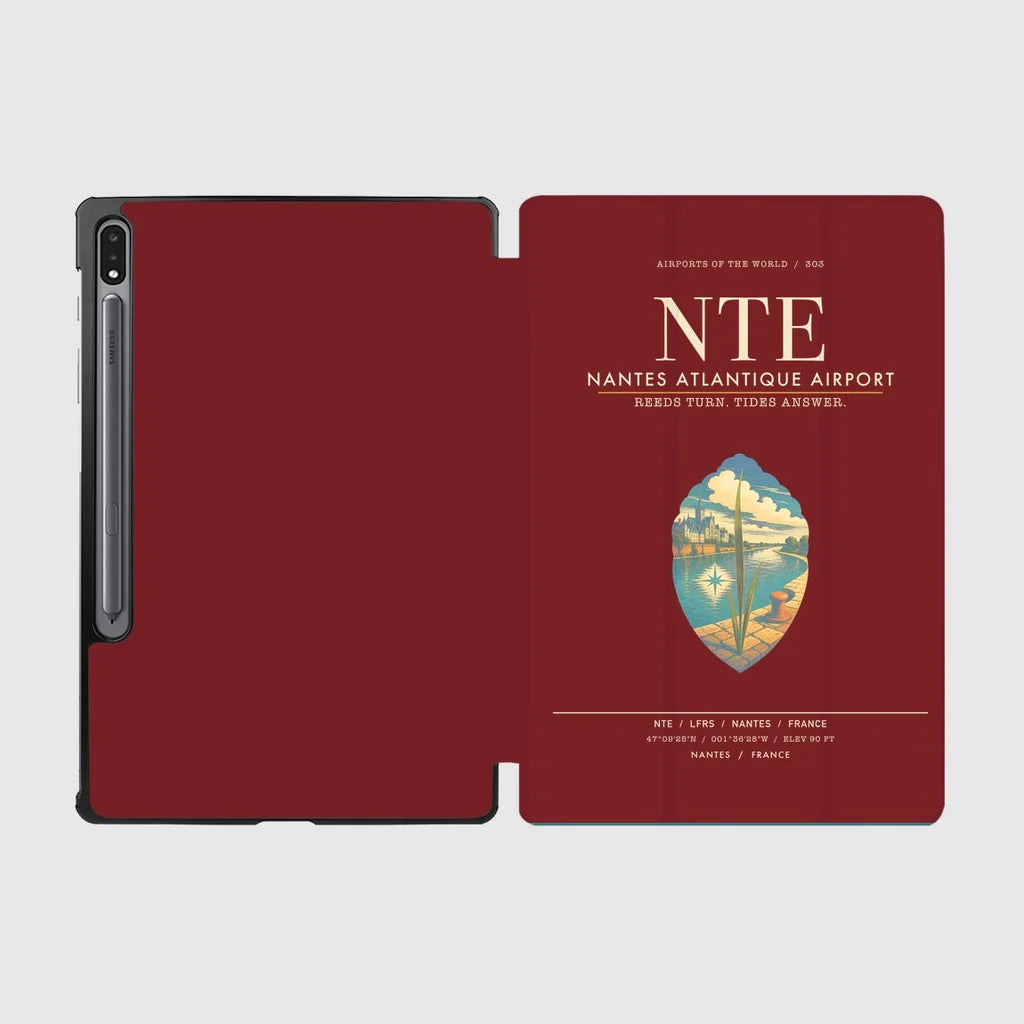 Nantes Atlantique Airport NTE - Dark Red