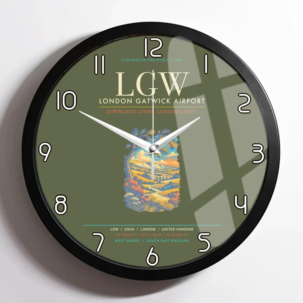 London Gatwick Airport LGW Wall-Clock Framed - Green Army