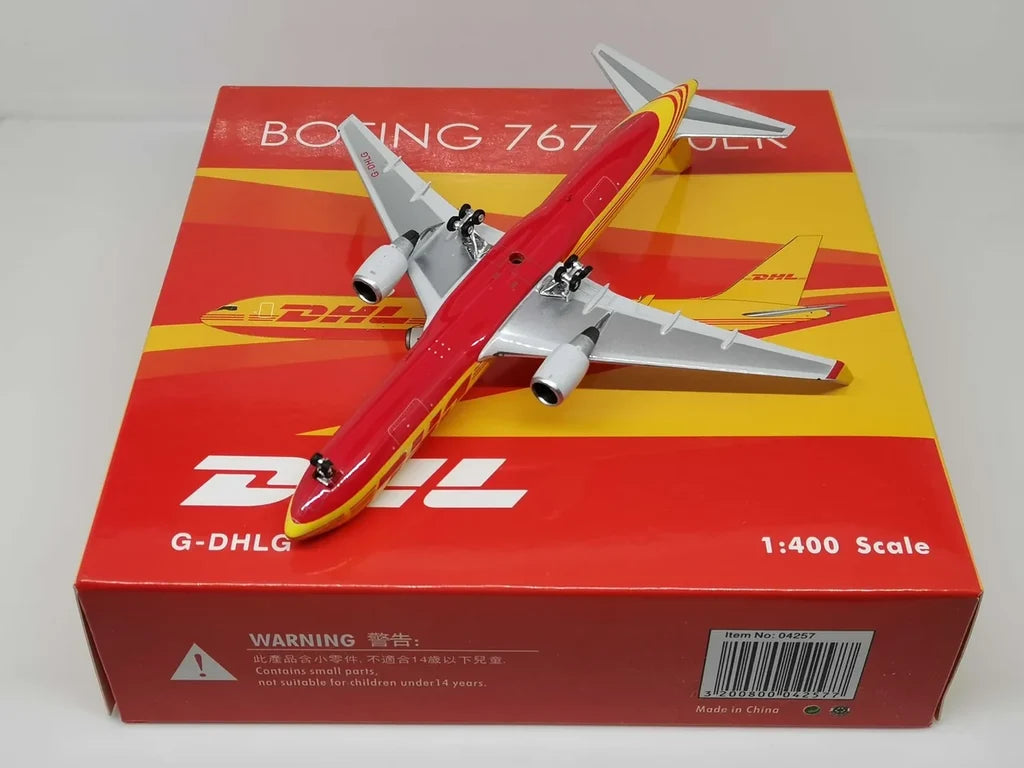 Customisable Boeing 767 Model Airplane - view 3