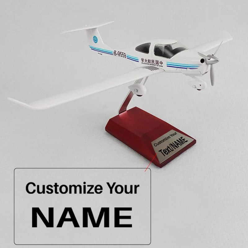 Customisable Diamond DA40 Diamond Star 1/32 Model Airplane - view 4