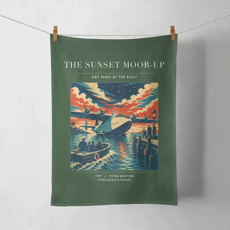 VINTAGE G4277 - The Sunset Moor-Up - Designed Towels design on darkgreen