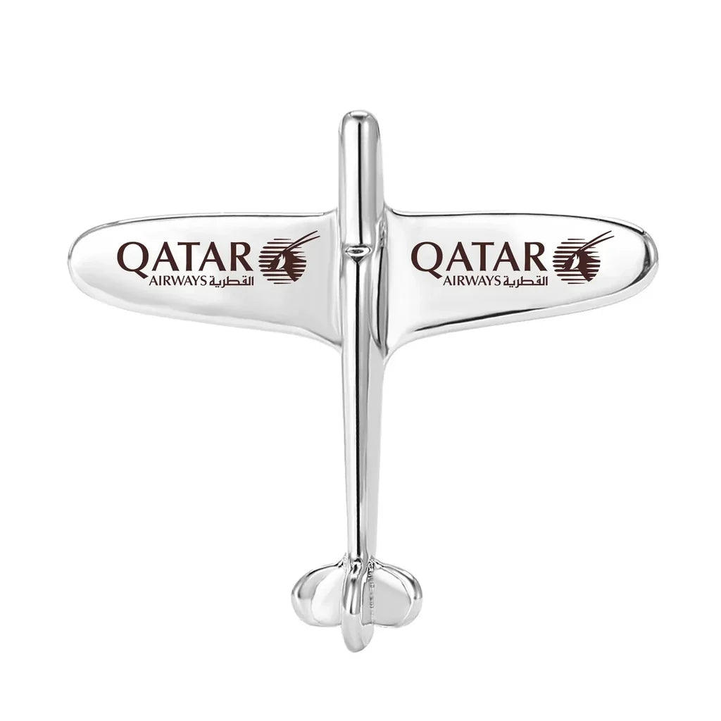 Qatar Airways Brooch - view 3