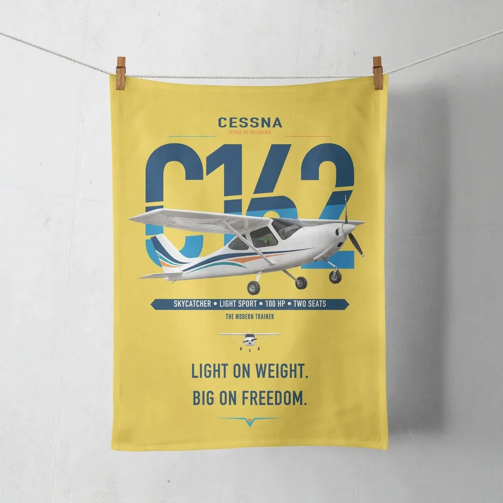 Cessna 162 Skycatcher design on yellow towel