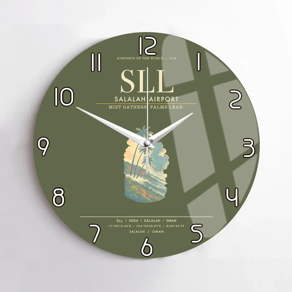 Salalah Airport SLL Wall-Clock No-Frame - Green Army