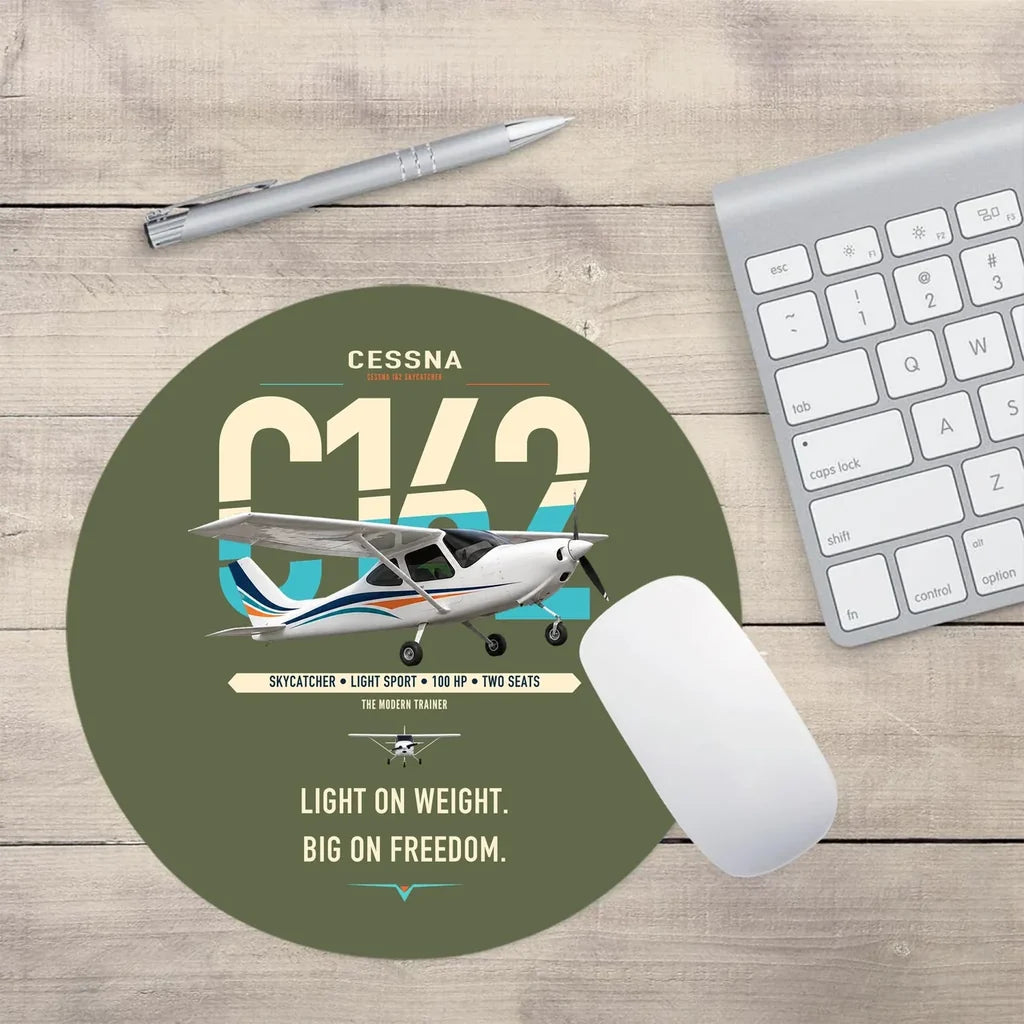 Cessna 162 Skycatcher design on green army round mouse pad