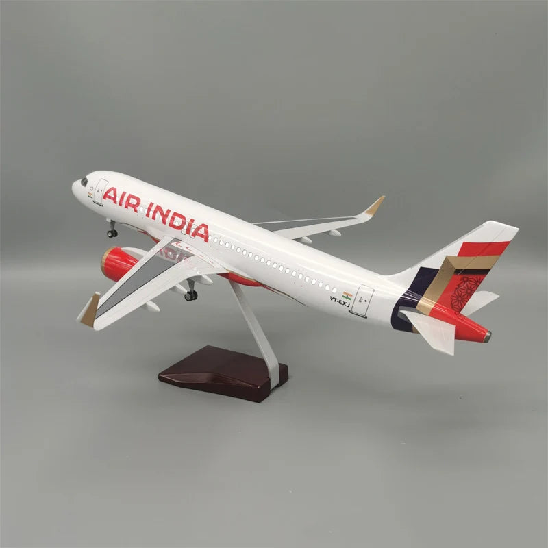 Customisable Airbus A320 Model Airplane - view 6