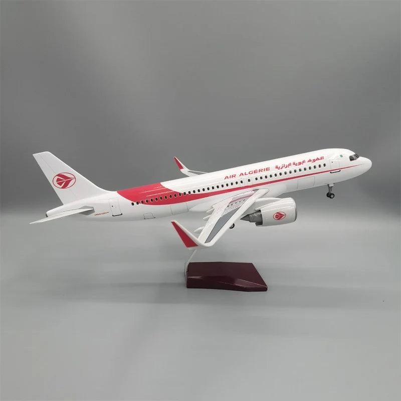 Customisable Boeing 737 Model Airplane - view 4