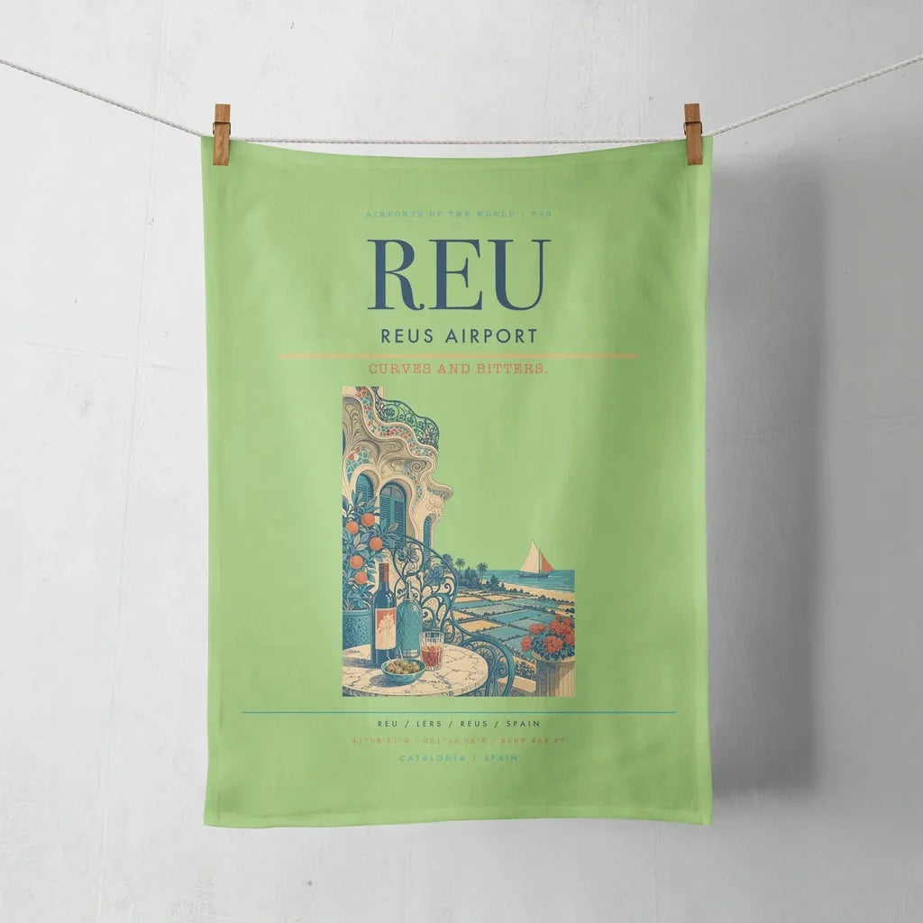 Reus Airport (REU) design on light green towel