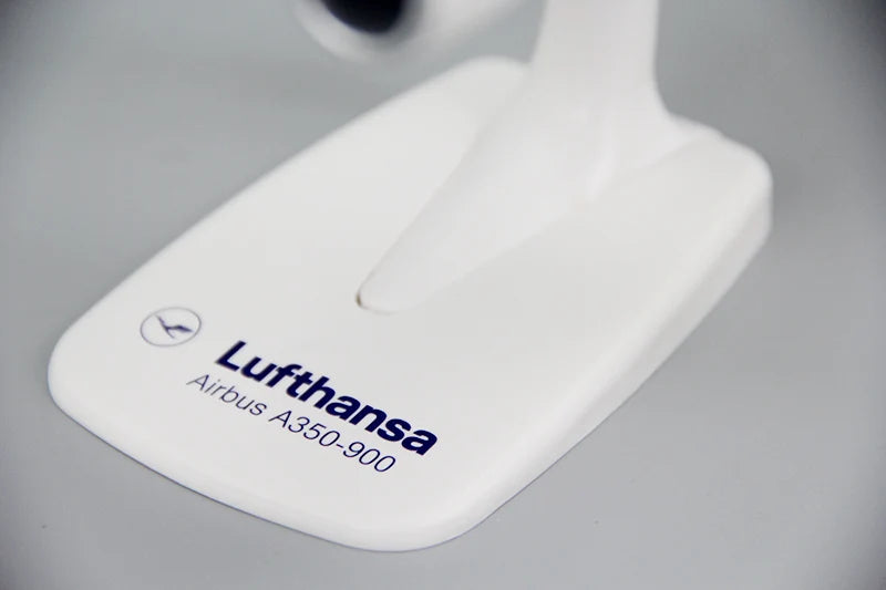 Customisable Airbus A350 Model Airplane - view 5