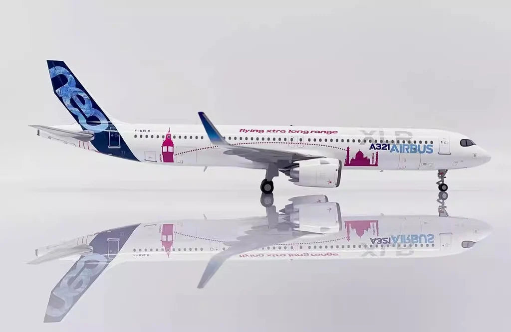 Customisable Airbus A321 Model Airplane - view 5