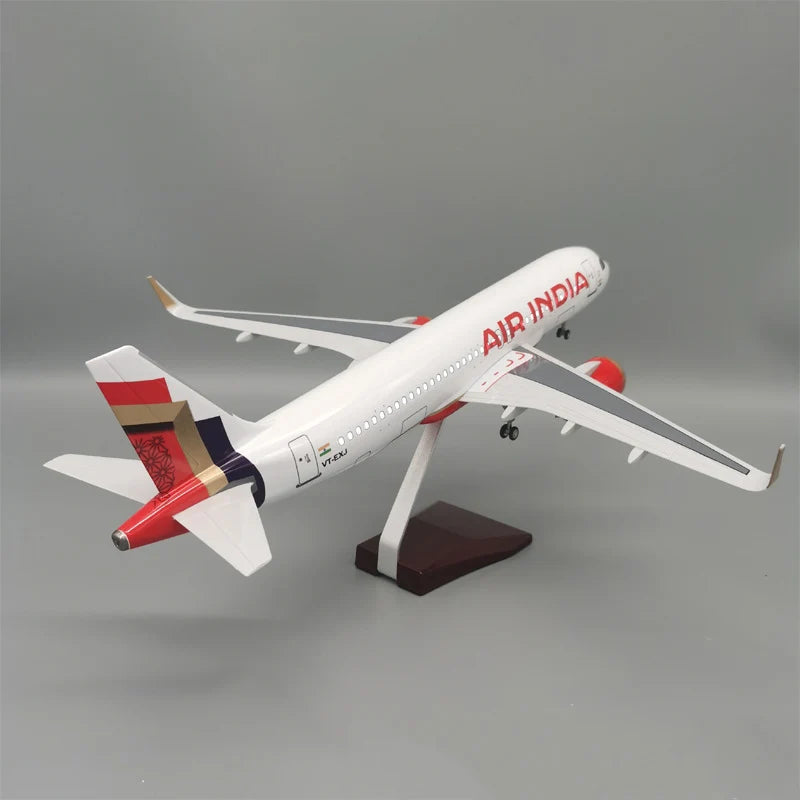 Customisable Airbus A320 Model Airplane - view 7