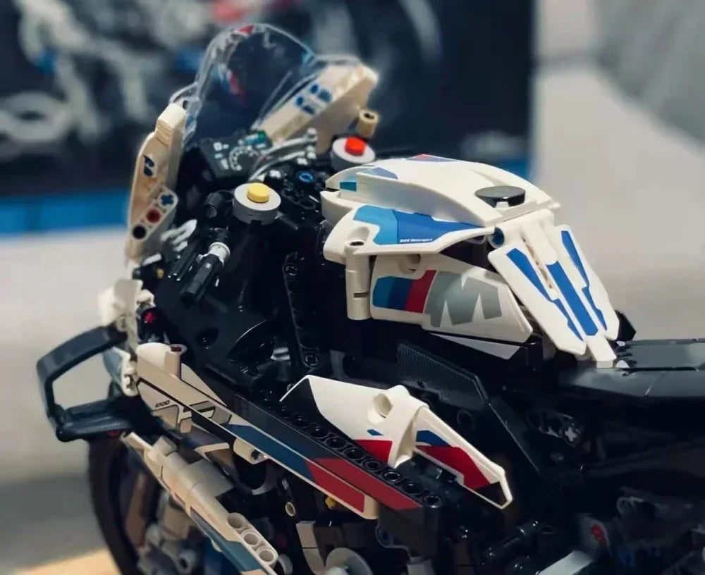 1920Pcs BMW M1000RR For Building Model - view 6
