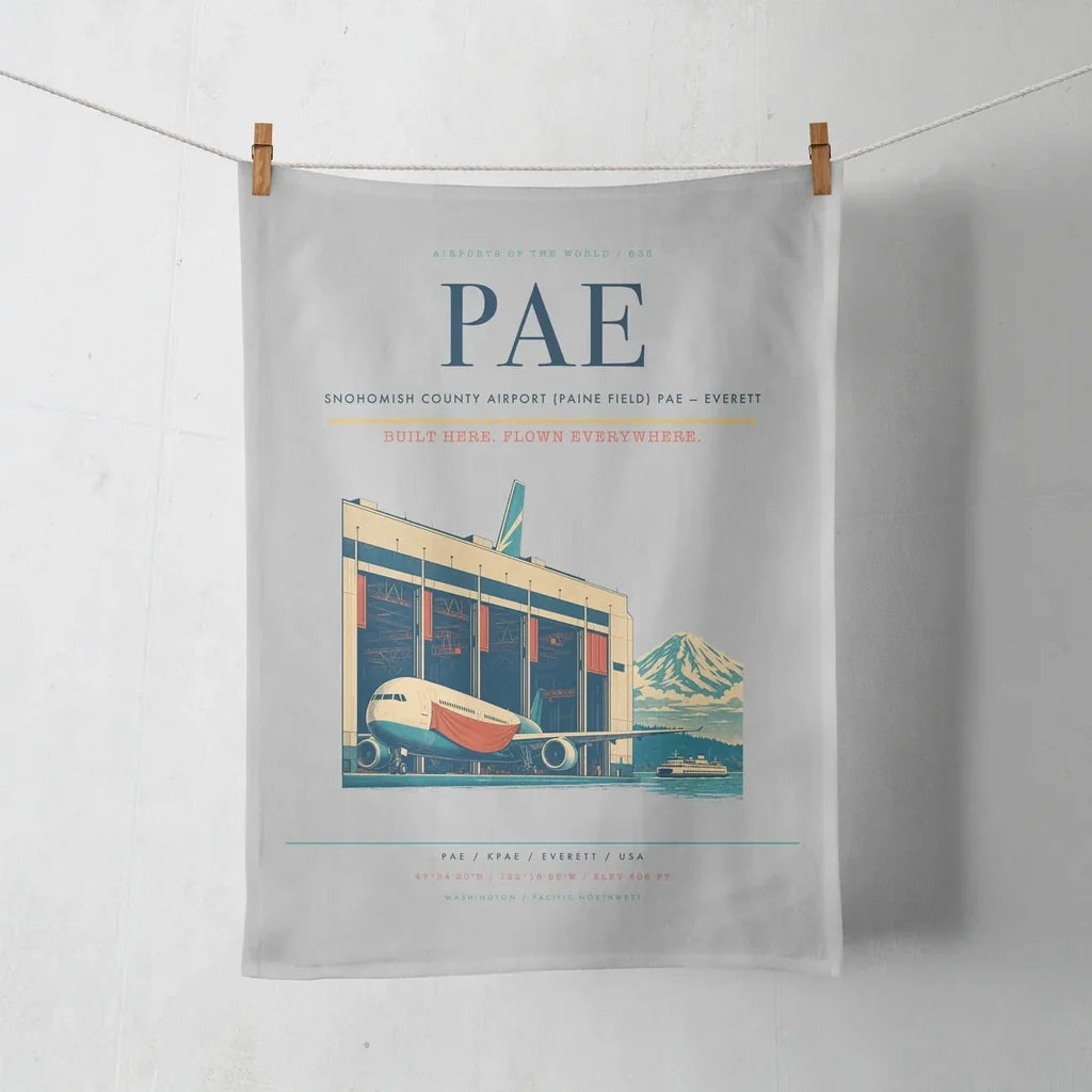 Snohomish County Airport (Paine Field) (PAE) design on light gray towel