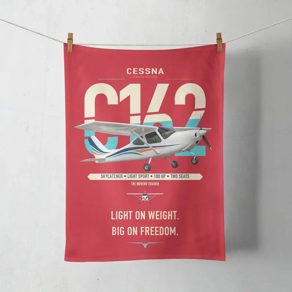 Cessna 162 Skycatcher design on red towel