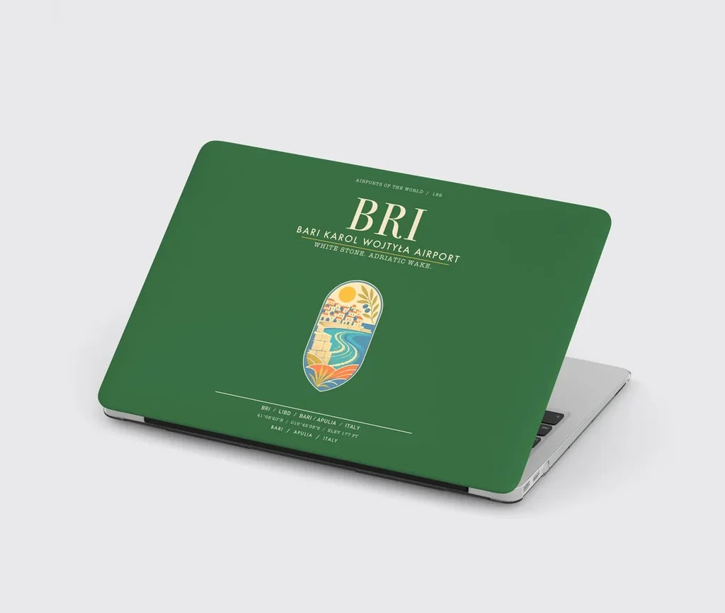 Bari Karol Wojtya Airport BRI - Green