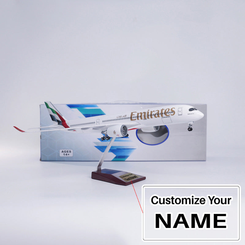 Emirates Airbus A350 Airplane Model (1/142 Scale)